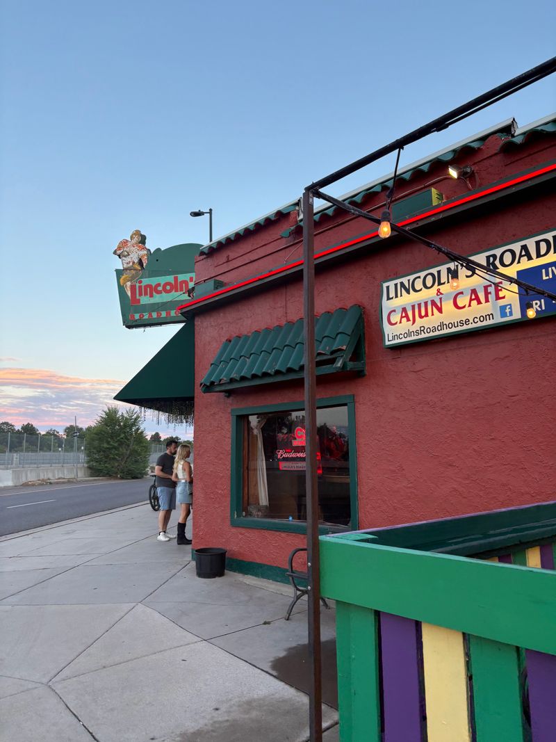 Lincoln's Roadhouse