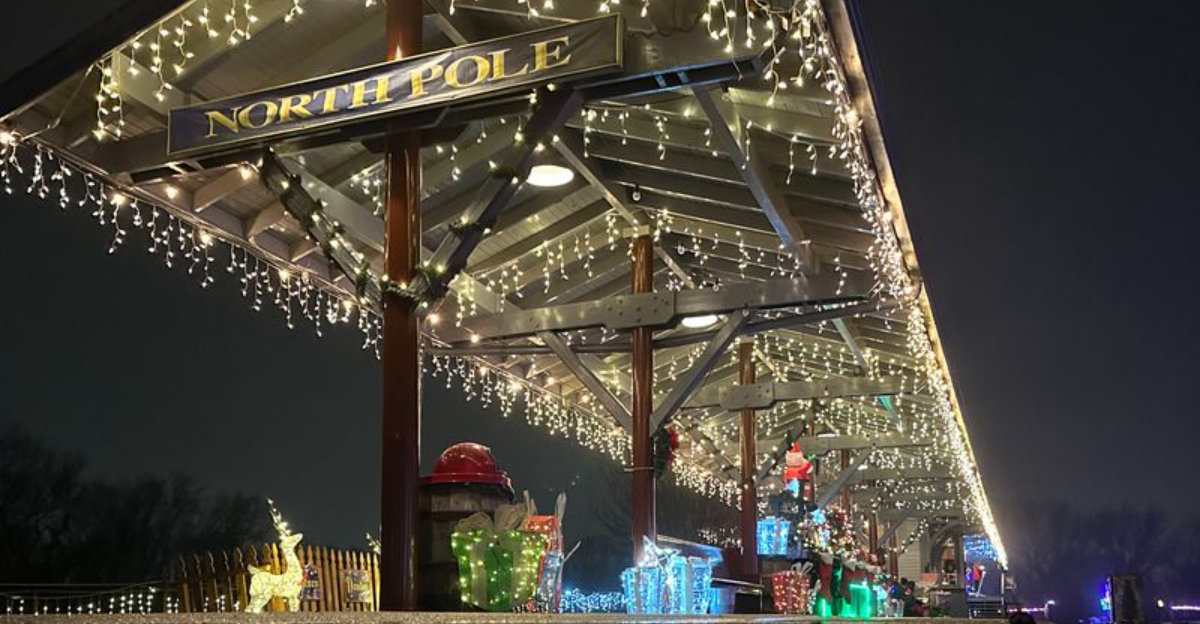 Ride The Rails To Christmas Cheer On Tennessees North Pole Limited - Decor Hint