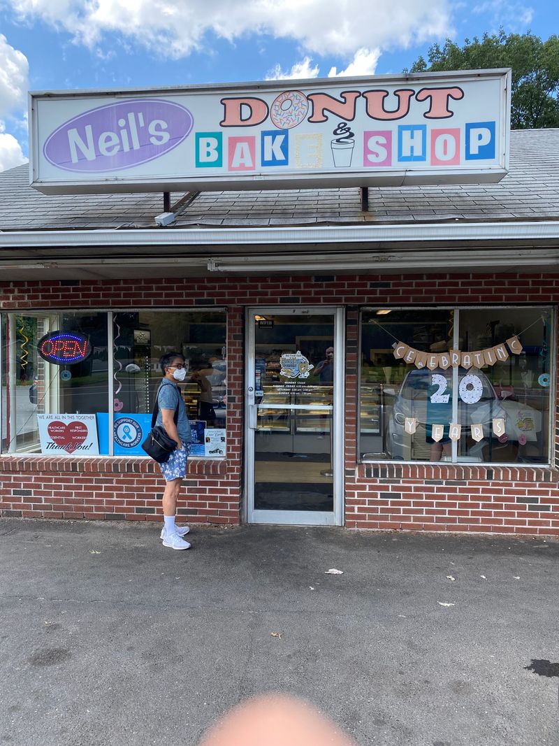 I Road-Tripped Through Small-Town Connecticut To Try 10 Donut Shops And 2 Completely Blew Me Away - Decor Hint Neil's Donuts – Wallingford (Blew Me Away)