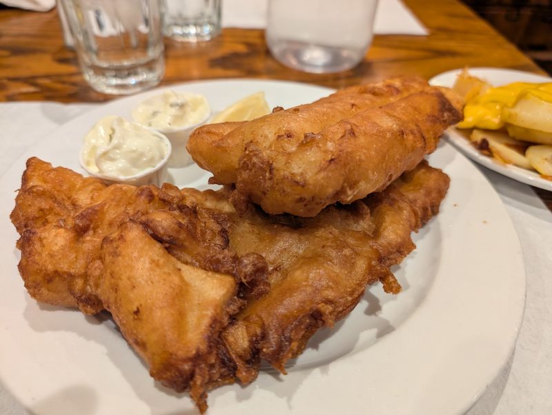 The Iowa Country Diner Where Fried Fish Nights Are Sacred - Decor Hint Friday Night Fish Fry Phenomenon