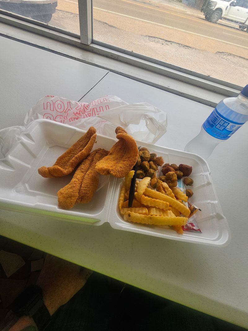 Crossroad’s Catfish