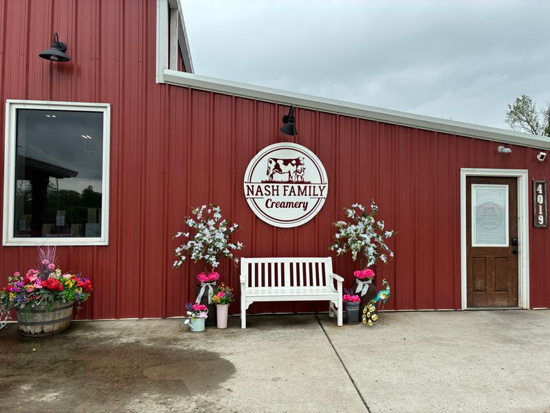16 Tennessee Ice Cream Stops So Good Not Even Winter Slows Them Down - Decor Hint Nash Family Creamery