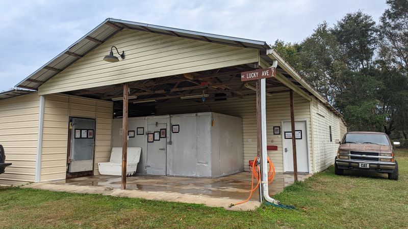 14 Wyoming Butcher Shops Offering Cuts So Fresh Locals Swear There's Nothing Better - Decor Hint Cody Meat Processing