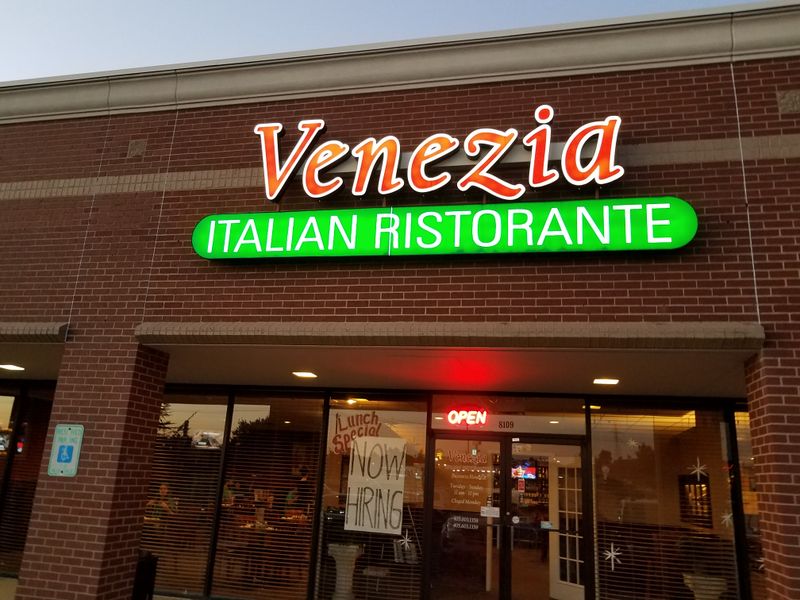 12 Authentic Italian Restaurants In Oklahoma Away From The Crowds - Decor Hint Venezia Italian Ristorante