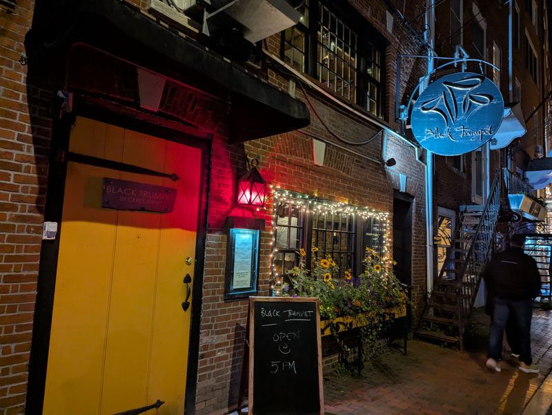 Black Trumpet Bistro