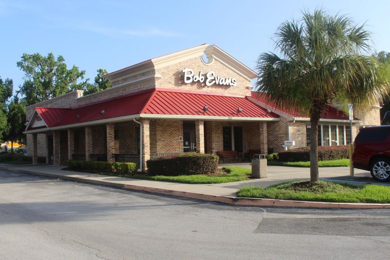 14 Spots In Illinois Serving Chicken-Fried Steak With Pure Old-Fashioned Flavor - Decor Hint Bob Evans Restaurant