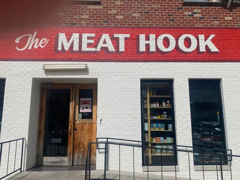 20 New York Stores And Markets Where Seafood Lovers And Meat Fans Unite - Decor Hint The Meat Hook