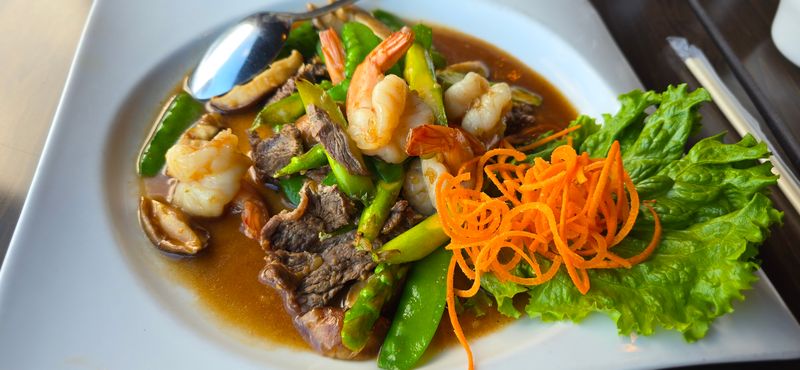 Mai Thai Kitchen And Bar