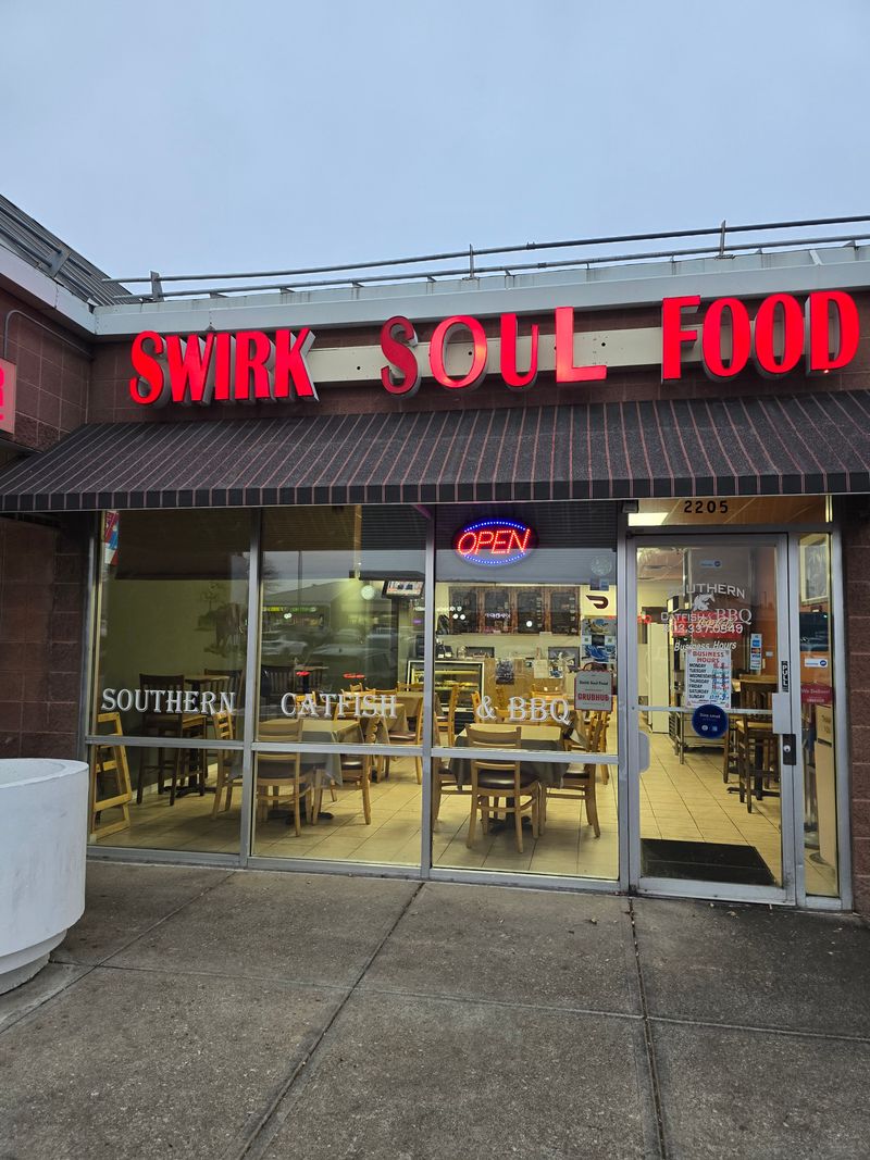 Colorado Buffets Dishing Up Homey Flavors With A High-Altitude Twist - Decor Hint Swirk Soul Food - Southern Catfish and BBQ