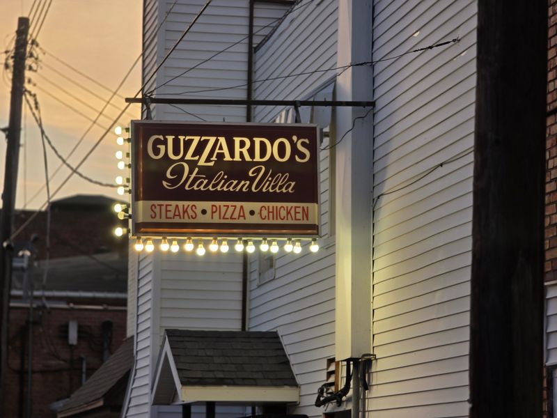 These 15 Family Owned Restaurants In Illinois Have Been Around For Four Generations And Are More Popular Than Ever - Decor Hint Guzzardo's Italian Villa
