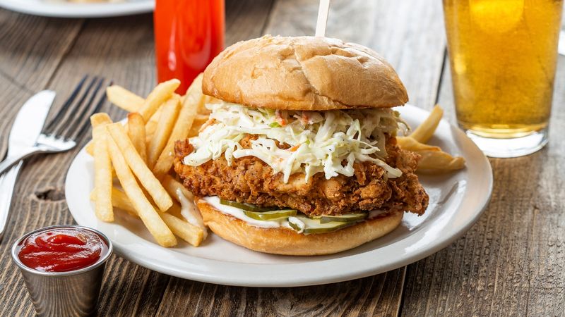 14 Oregon-Based Family-Owned Fried Chicken Spots You Can't Miss For Ultimate Comfort Food - Decor Hint Screen Door