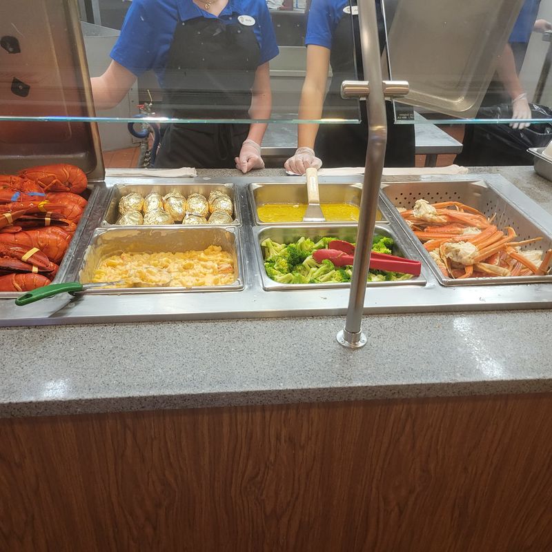 Rhode Island Buffet Where Every Sweet Treat Feels Like A Celebration - Decor Hint Sides And Appetizers That Don't Play Second Fiddle