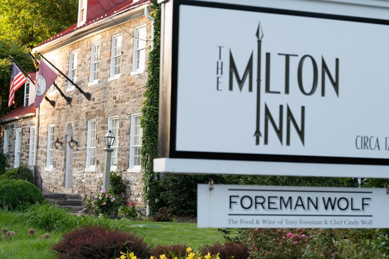 10 Maryland Plates Of Pork Tenderloin Every Local Knows - Decor Hint Pork Tenderloin With Stilton And Port At The Milton Inn