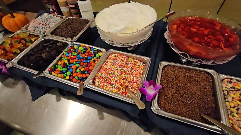 Rhode Island Buffet Where Every Sweet Treat Feels Like A Celebration - Decor Hint Service That Feels Genuinely Warm