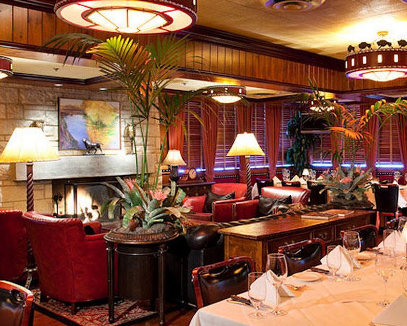 The Texas Restaurant Run By Generations - And Still Packed Every Night - Decor Hint Classic Steakhouse Atmosphere Done Right
