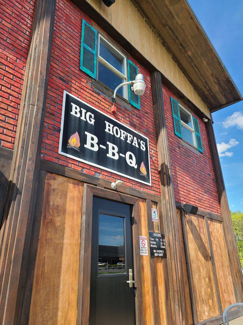 Big Hoffa’s Smokehouse Bar-B-Que