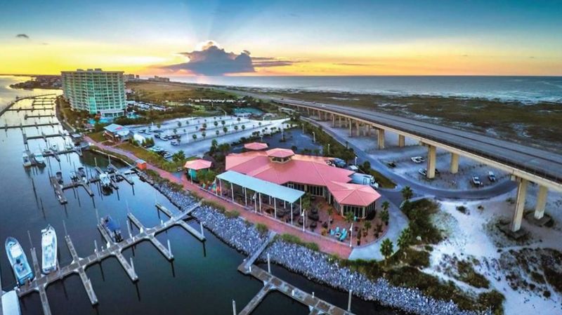 15 Alabama Seafood Buffets That Prove Comfort Food Tastes Better By The Gulf - Decor Hint Cobalt The Restaurant