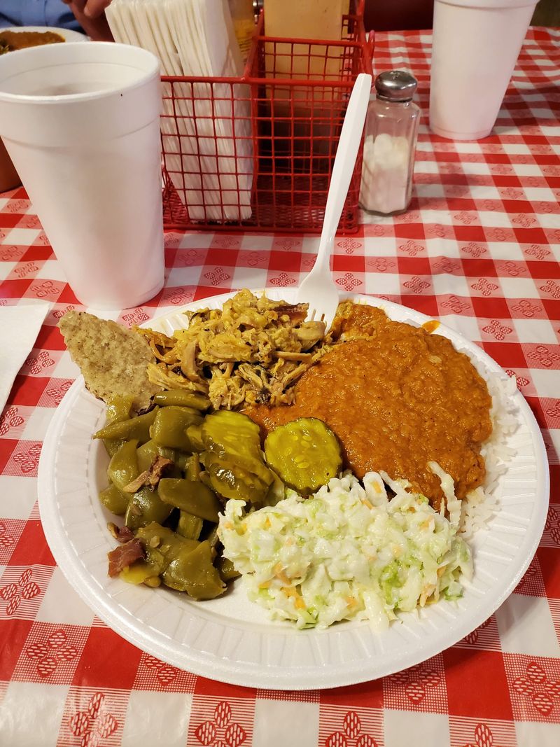 10 South Carolina Soul Food Spots Serving Comfort That Tastes Like Family - Decor Hint Sweatman's Bar-B-Que