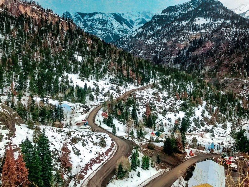 20 Colorado Ski Destinations That Keep Snow Lovers Coming Back Every Year - Decor Hint Ouray