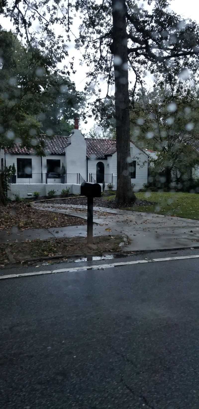 Architectural Styles Showcase Early 20th Century Elegance