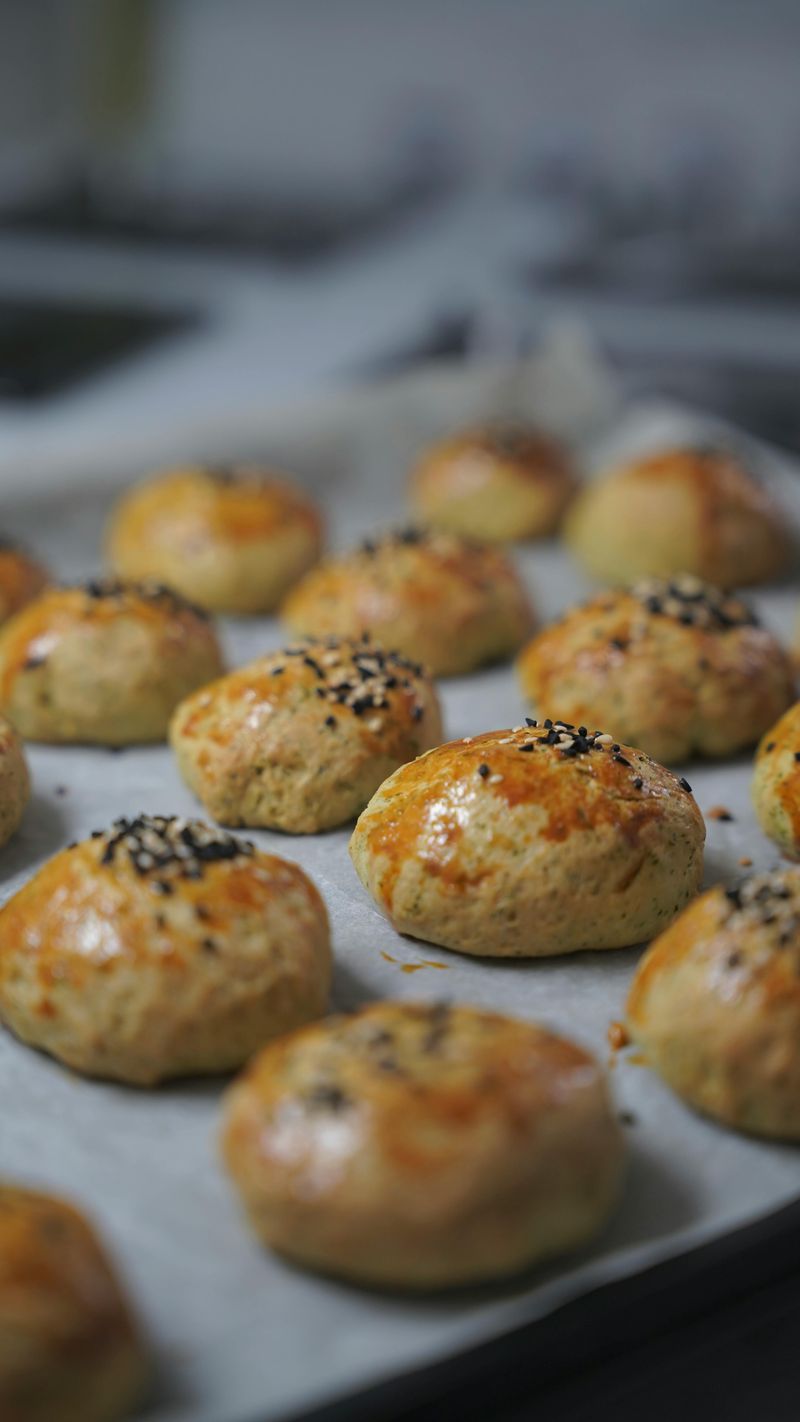 King’s Hawaiian Rolls And Texas Dinner Rolls