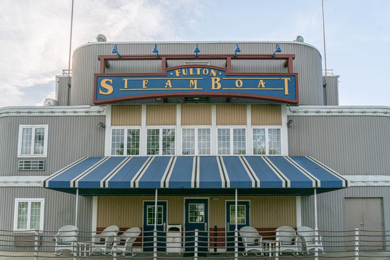 15 Pennsylvania Seafood Buffets That Keep Locals Coming Back For More Classic East Coast Comfort - Decor Hint Fulton Steamboat Inn