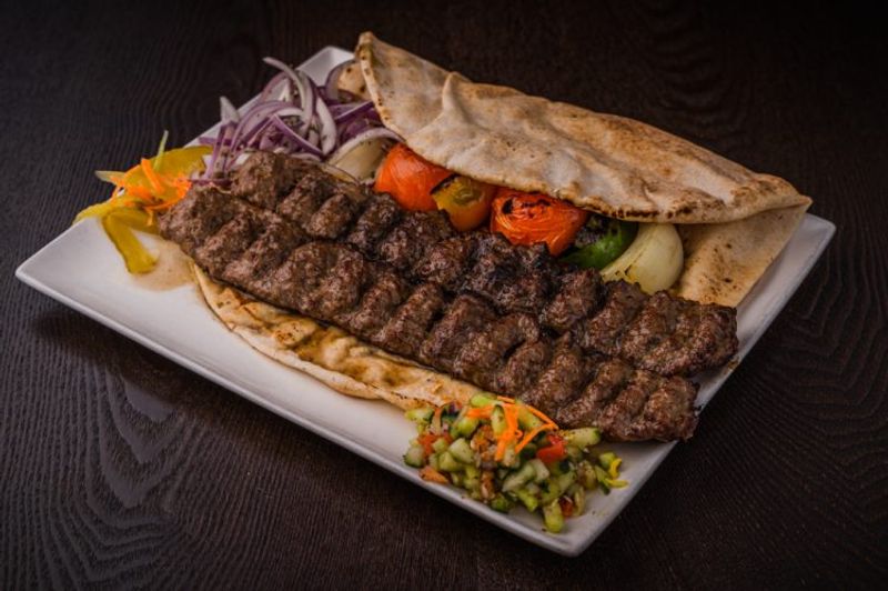 17 Illinois Eateries That Prove Great Food Doesn't Have To Cost A Fortune - Decor Hint Noon-O-Kabab