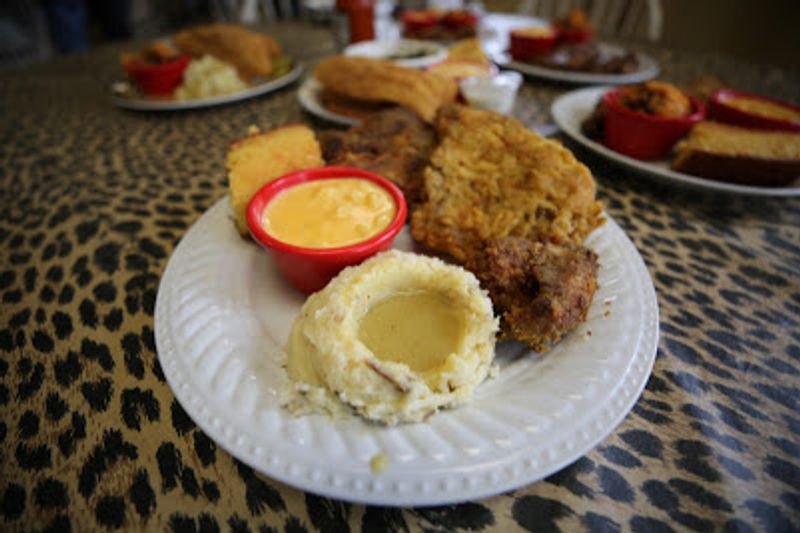 Big Mama's Kitchen & Catering