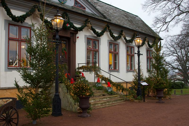 Antebellum Italianate Townhouse