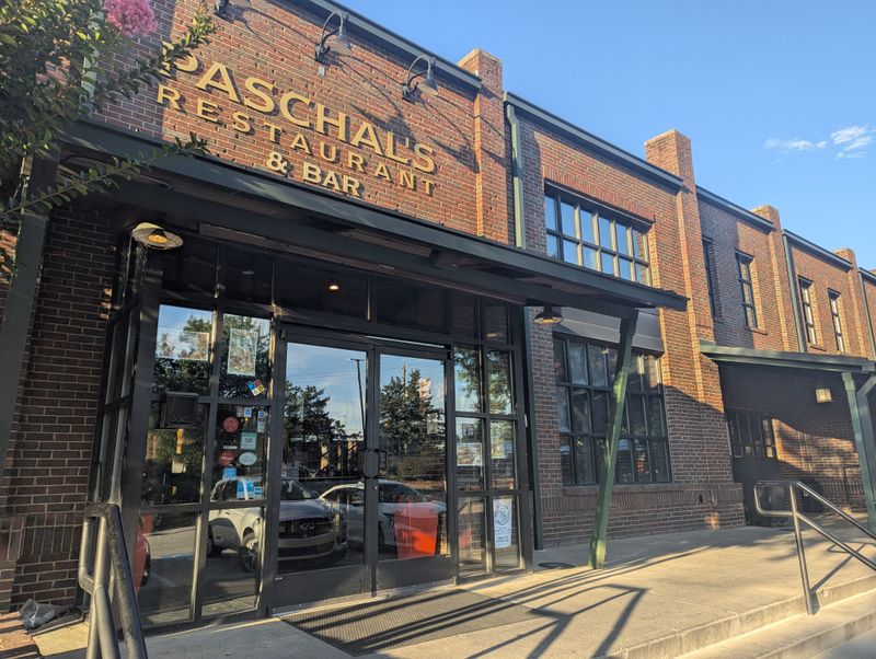 Georgia Catfish Spots Serving Crunch So Loud It Echoes Down The Road - Decor Hint Paschal's Restaurant