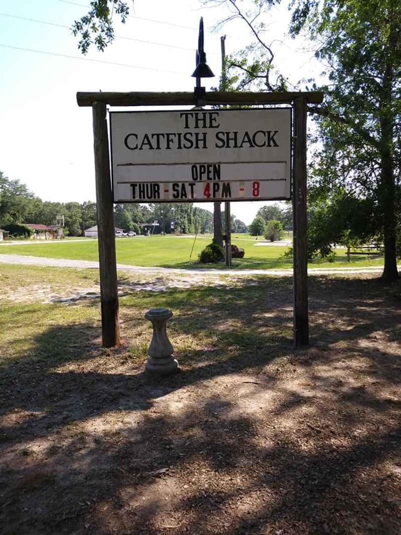 15 Washington Eateries Where The Fried Fish Plate Is The Star Of The Menu - Decor Hint The Catfish Shack