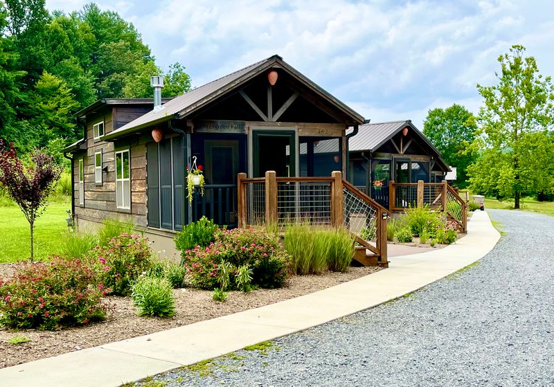 Skyterra Wellness Retreat, North Carolina