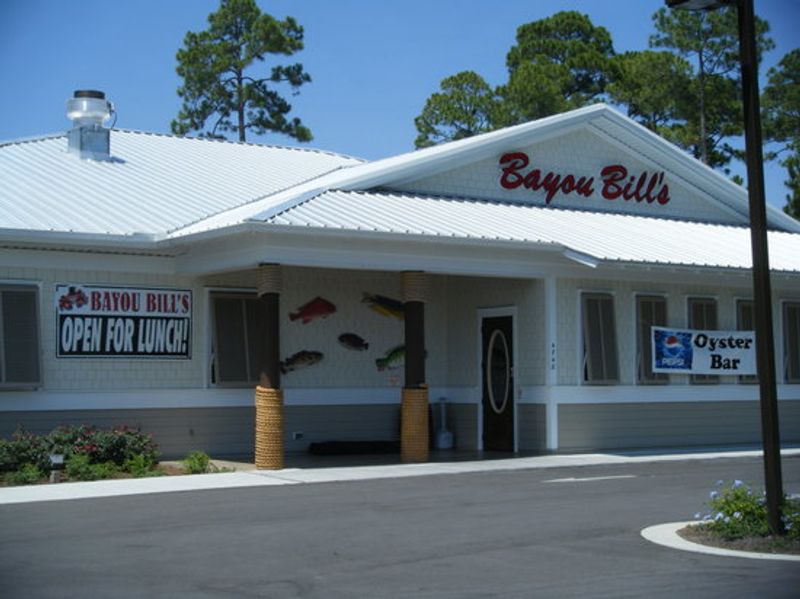 19 Alabama Seafood Joints Only Locals Know And Love For That Perfect Southern Flavor - Decor Hint Bayou Bill's Crab House (nema)