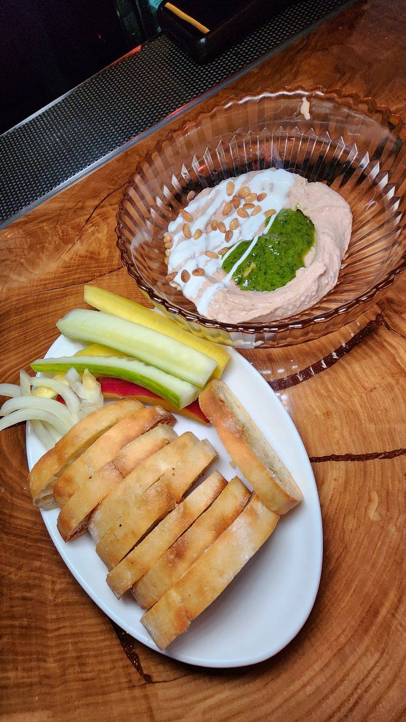 New Year New Flavors Driving The Restaurant Trends Defining 2026 In Texas - Decor Hint Elevated Bar Snacks