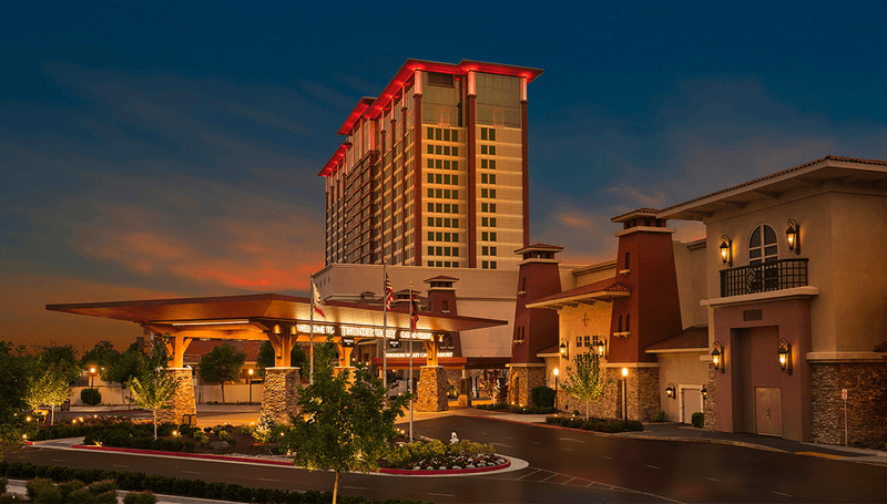 16 Buffets Across California That Win Fans With Their Over The Top Choices - Decor Hint Thunder Valley Buffet