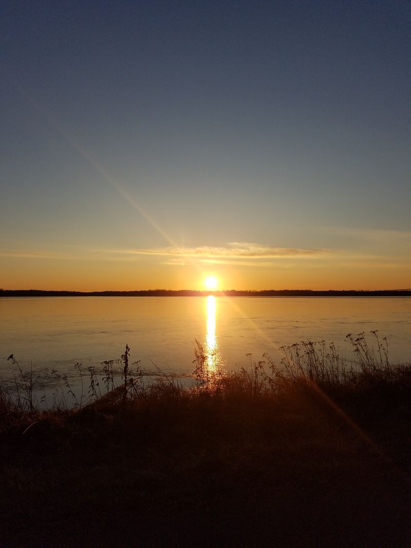 13 Bucket-List Wisconsin Adventures To Share With Anyone Visiting For The First Time - Decor Hint Relax at Wisconsin Point