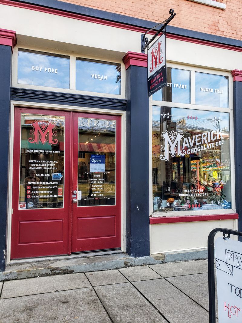 15 Hot Chocolate Havens In San Francisco Featuring Dandelion Chocolate's Sweet Perfection - Decor Hint Chocolate Covered Hot Chocolate