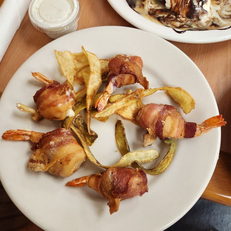 Texas Seafood Joints Locals Choose Every Time Over Upscale Alternatives - Decor Hint Shrimp 'N Stuff Downtown