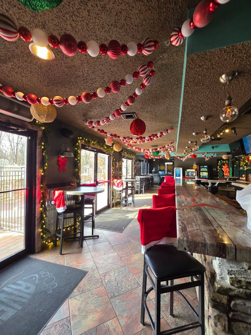 River House Scratch Kitchen + Bar