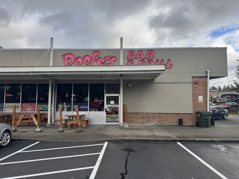 Doofer's Bar & Grill
