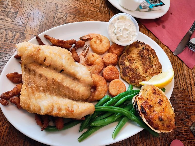 New Jersey's Fried Catfish Restaurants Locals Love - Worth Every Bite - Decor Hint The Crab's Claw Inn