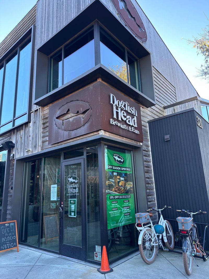 7 Delaware Restaurants Full Of Flavor And Charm And 7 That Hit The Spot - Decor Hint Dogfish Head Brewings & Eats