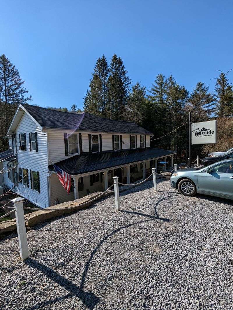 14 Cozy Vermont Soul Food Buffets That Make Cold Days Feel A Little Warmer - Decor Hint The Wayside Restaurant