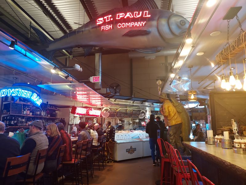 Lobster Roll Shacks In Wisconsin Where The Buttered Buns Never Disappoint - Decor Hint St. Paul Fish Company