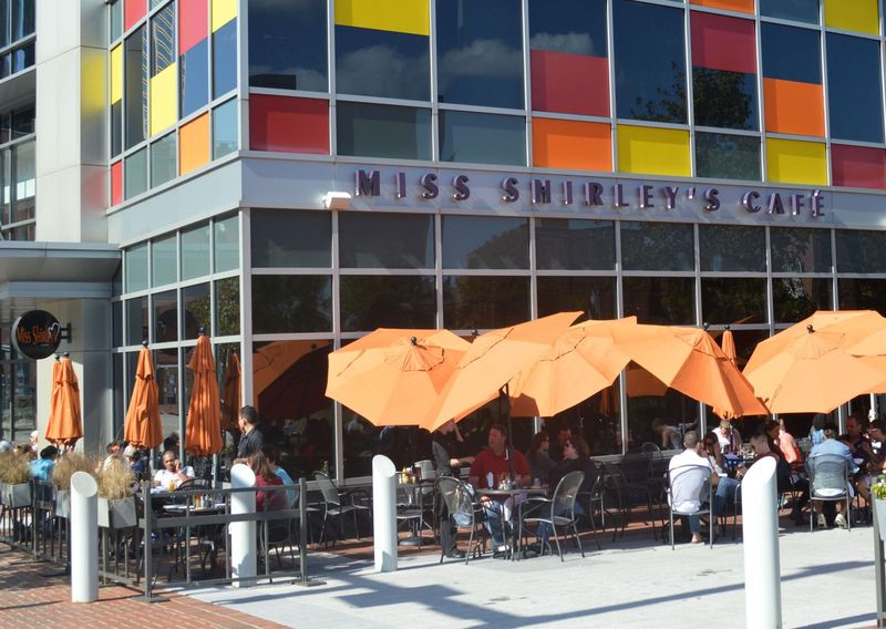 Miss Shirley's Cafe, Inner Harbor