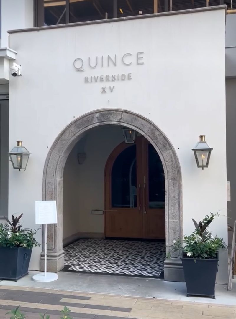 13 Must-Visit Riverside Restaurants In Texas With Breathtaking Views - Decor Hint Quince Riverside