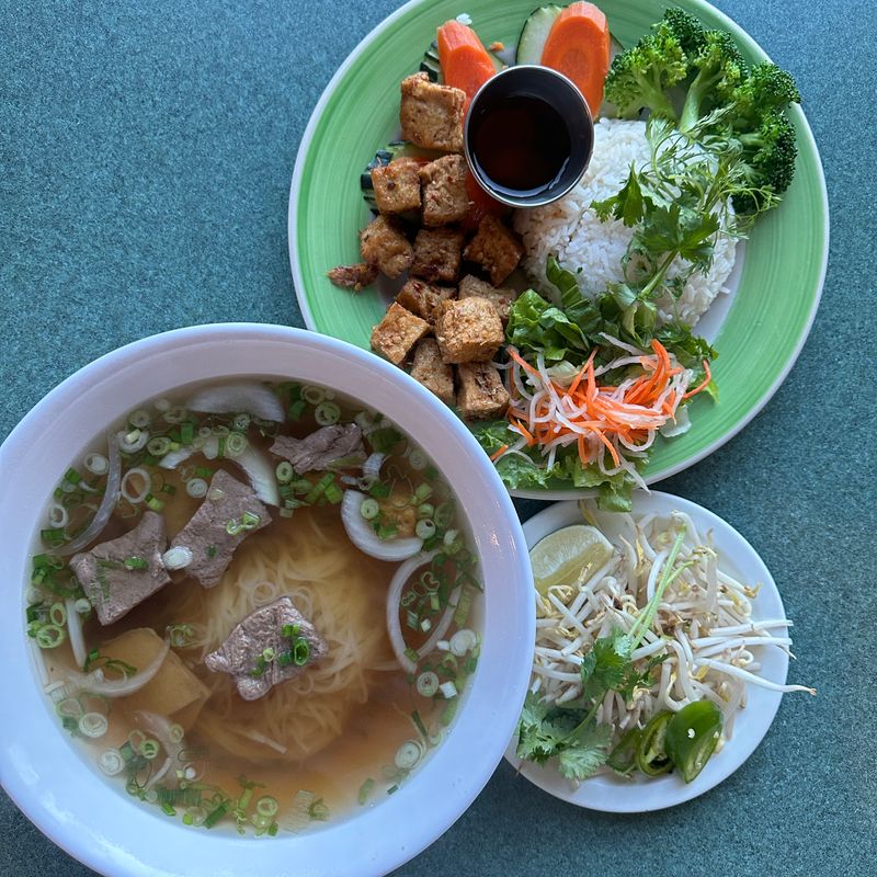 9 Hidden Utah Restaurants That Skip Advertising But Still Stay Packed - Decor Hint All Chay