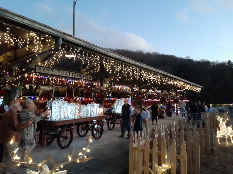 Ride The Rails To Christmas Cheer On Tennessee's North Pole Limited - Decor Hint Departures Happen From A Historic Railroad Museum
