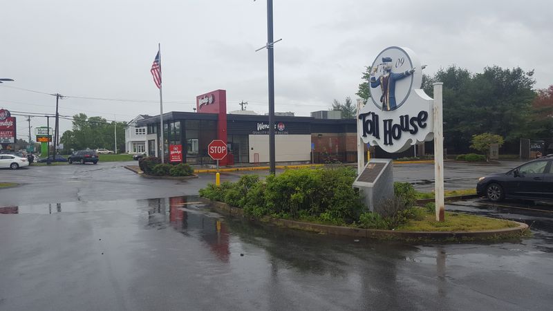 A Cozy Massachusetts Inn Where Cookie History Began