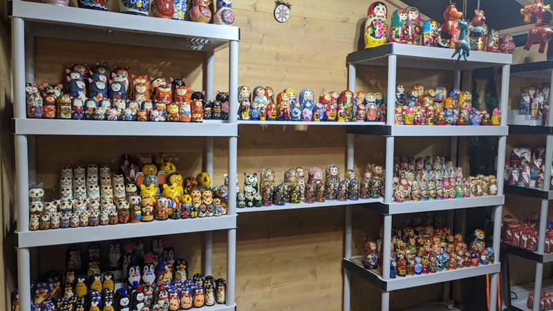 A Guide To The Seattle Christmas Market In Seattle, Washington - Decor Hint Artisan Vendors And Shopping Opportunities